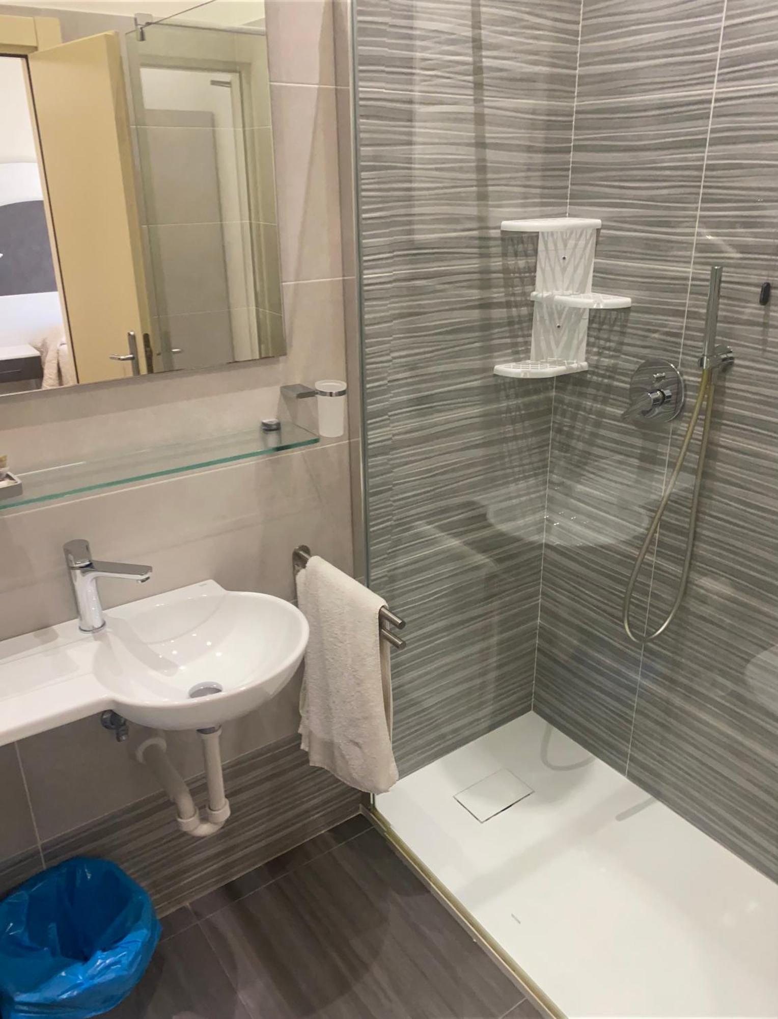 Hotel Roma Marina di Massa Εξωτερικό φωτογραφία