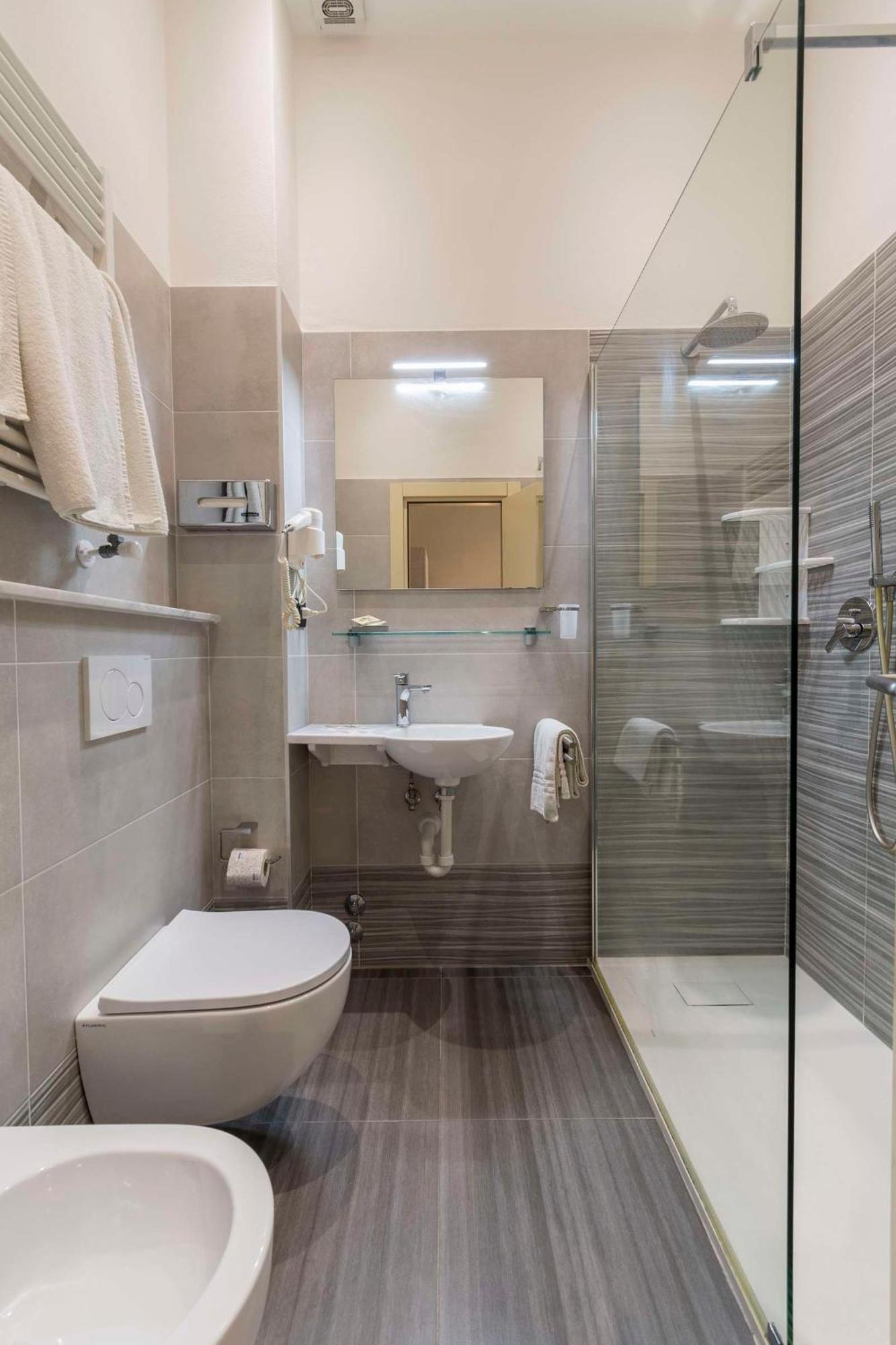 Hotel Roma Marina di Massa Εξωτερικό φωτογραφία
