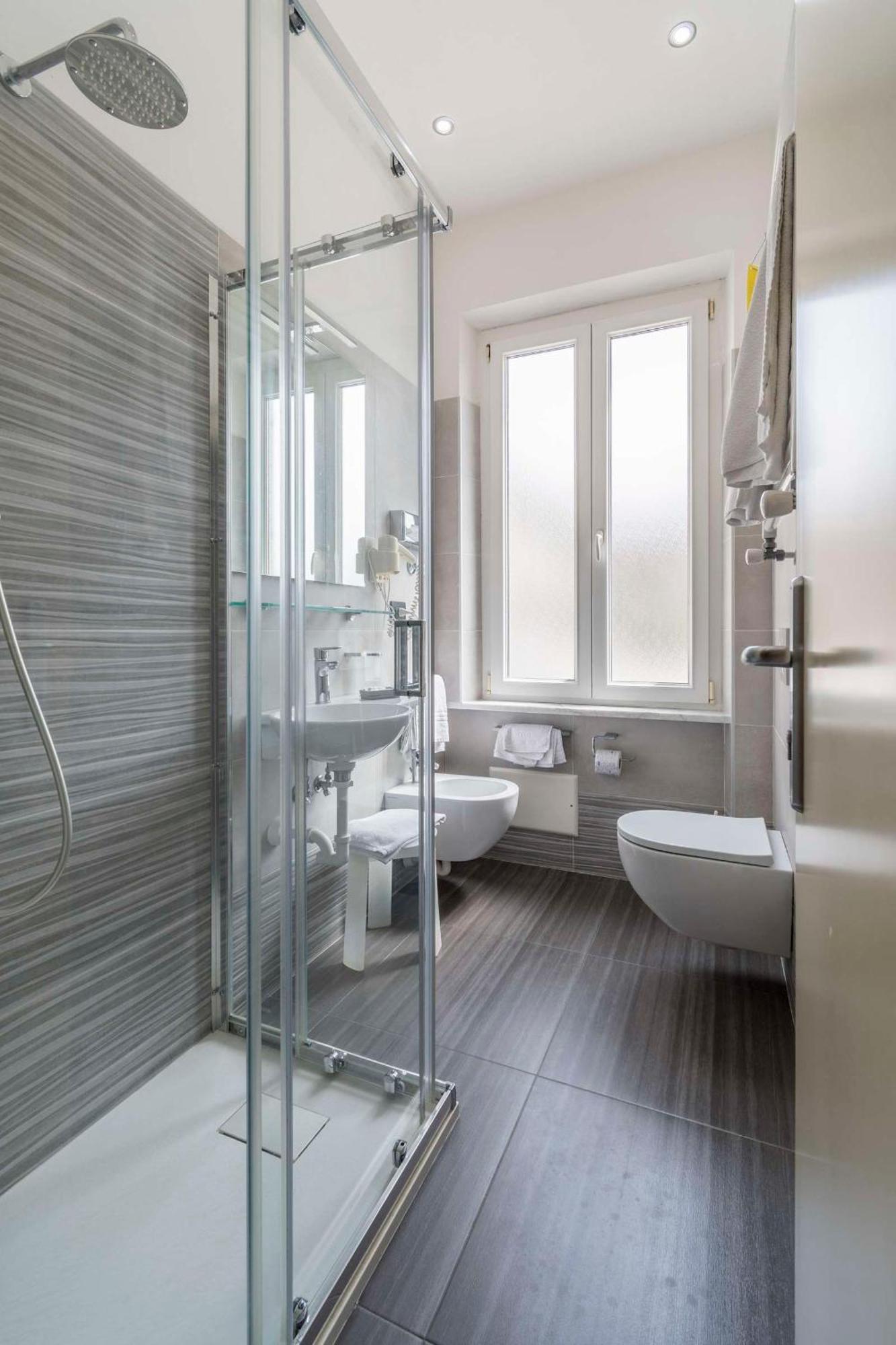 Hotel Roma Marina di Massa Εξωτερικό φωτογραφία