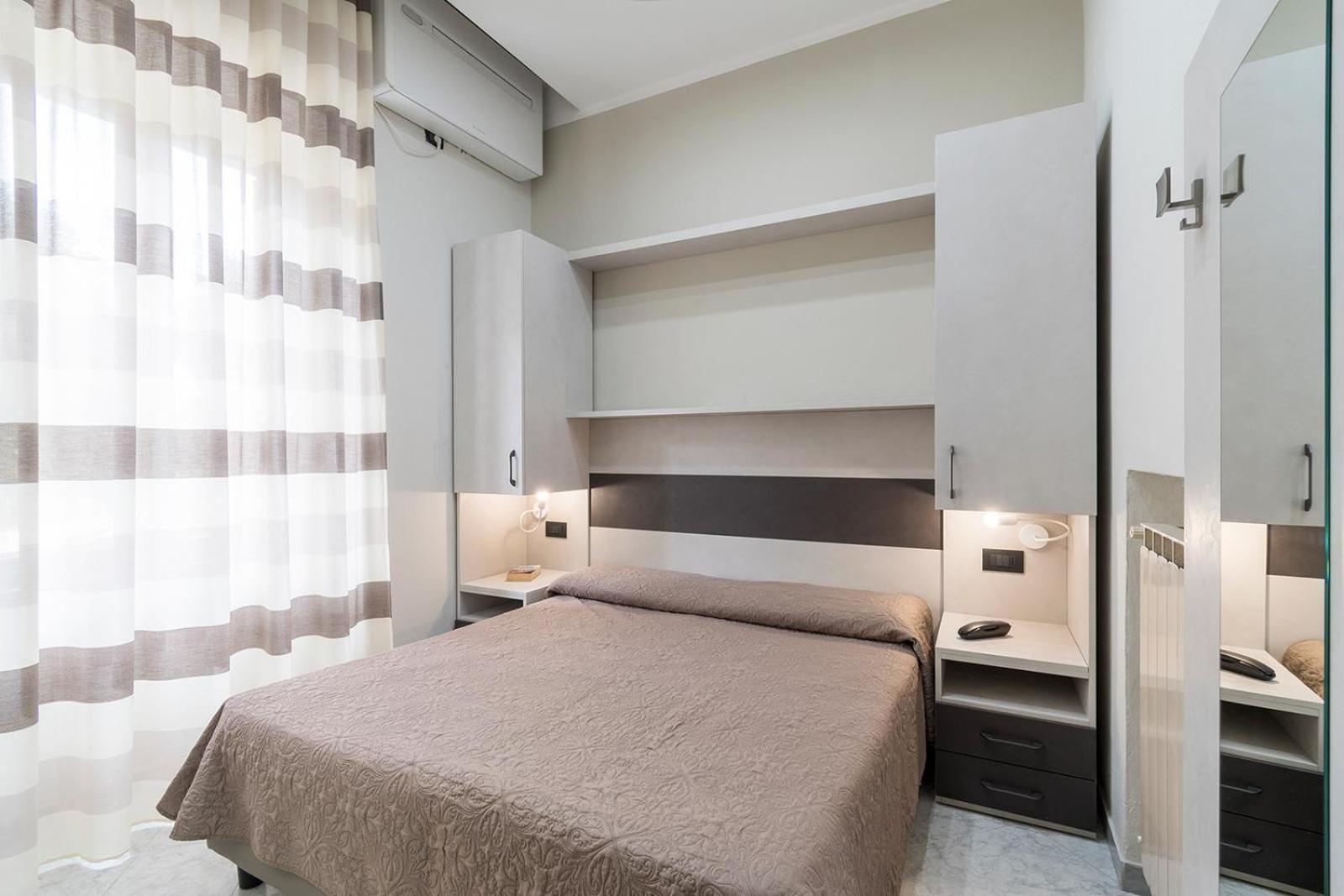 Hotel Roma Marina di Massa Εξωτερικό φωτογραφία